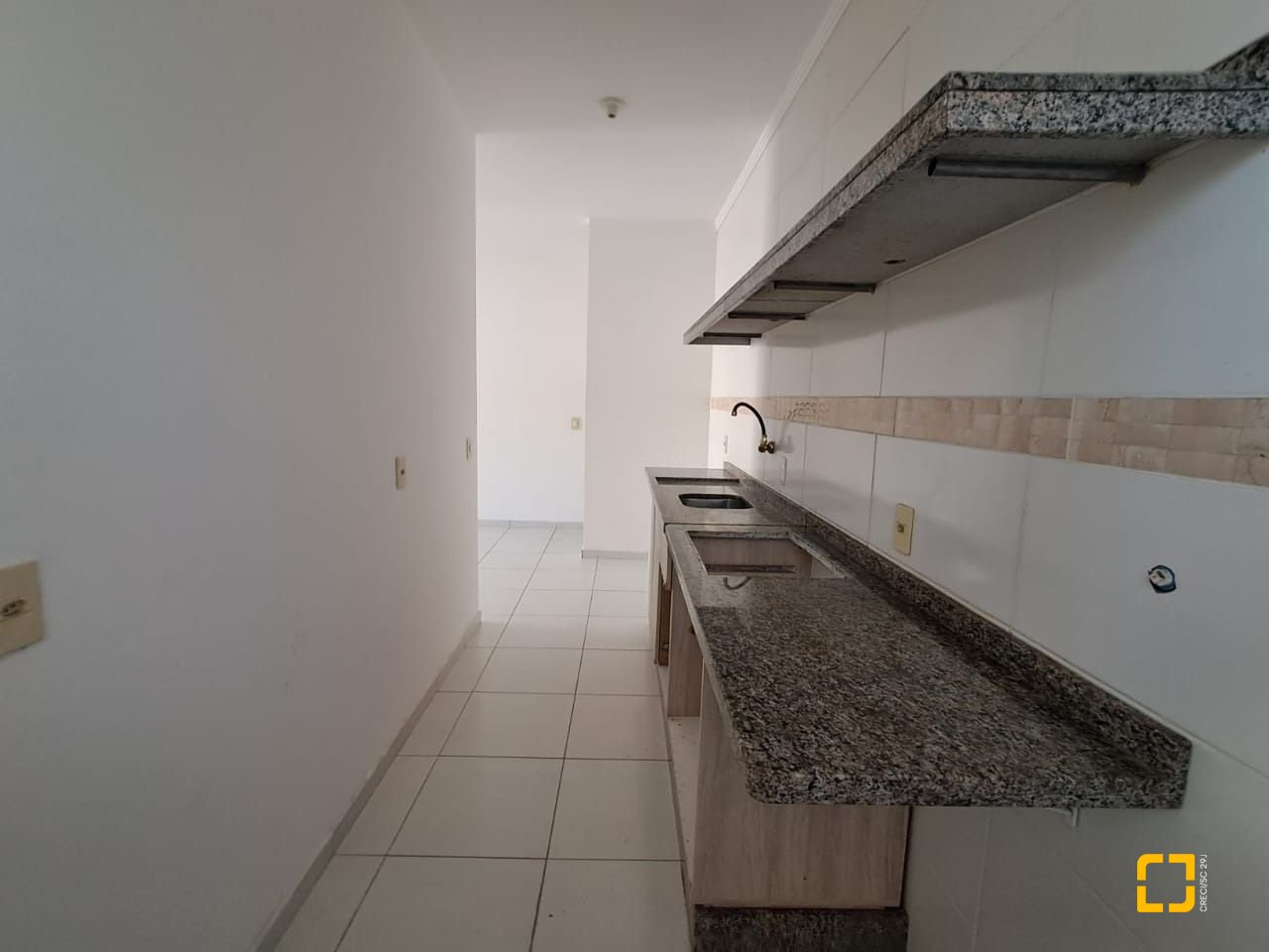 Apartamento com 55m², 2 quartos, 1 garagem, no bairro Ingleses do Rio Vermelho em Florianópolis