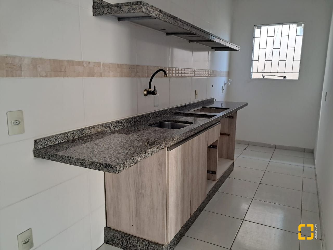Apartamento com 55m², 2 quartos, 1 garagem, no bairro Ingleses do Rio Vermelho em Florianópolis