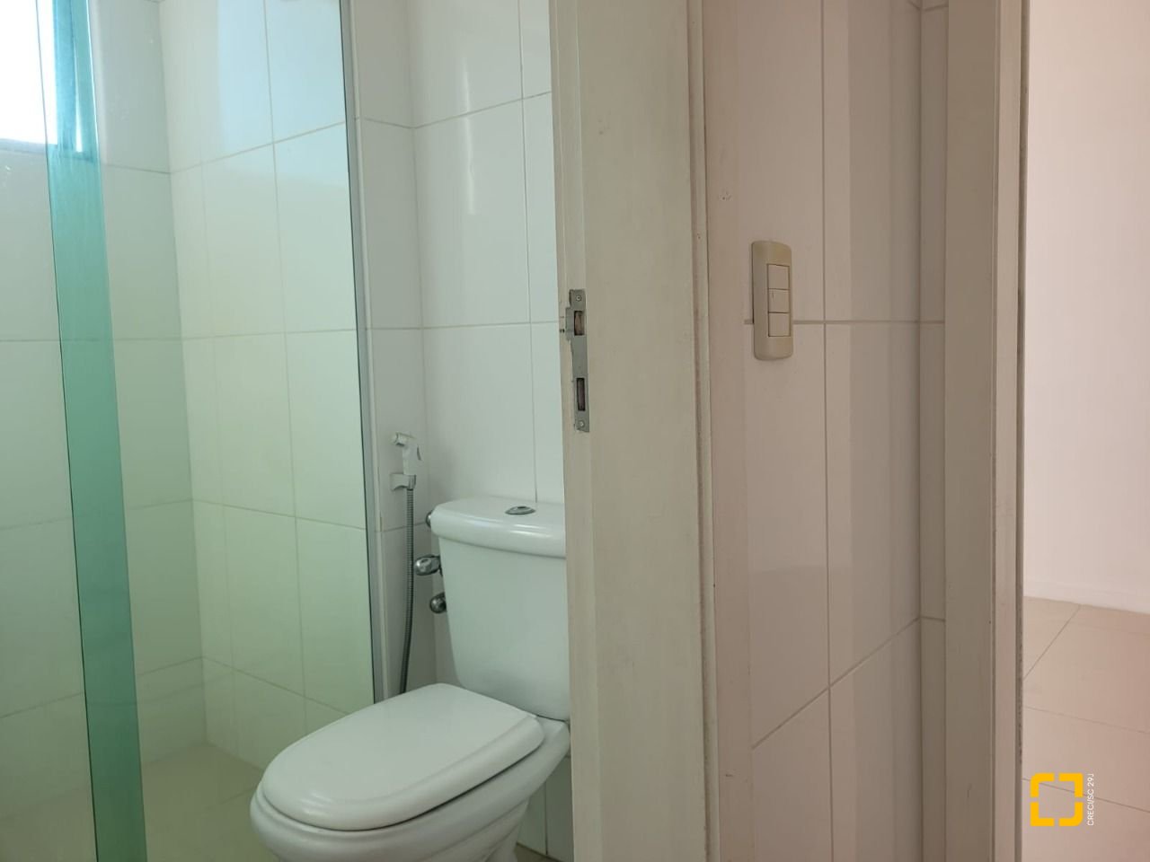 Apartamento com 106m², 3 quartos (sendo 1 suíte), 1 garagem, no bairro Campinas em São José