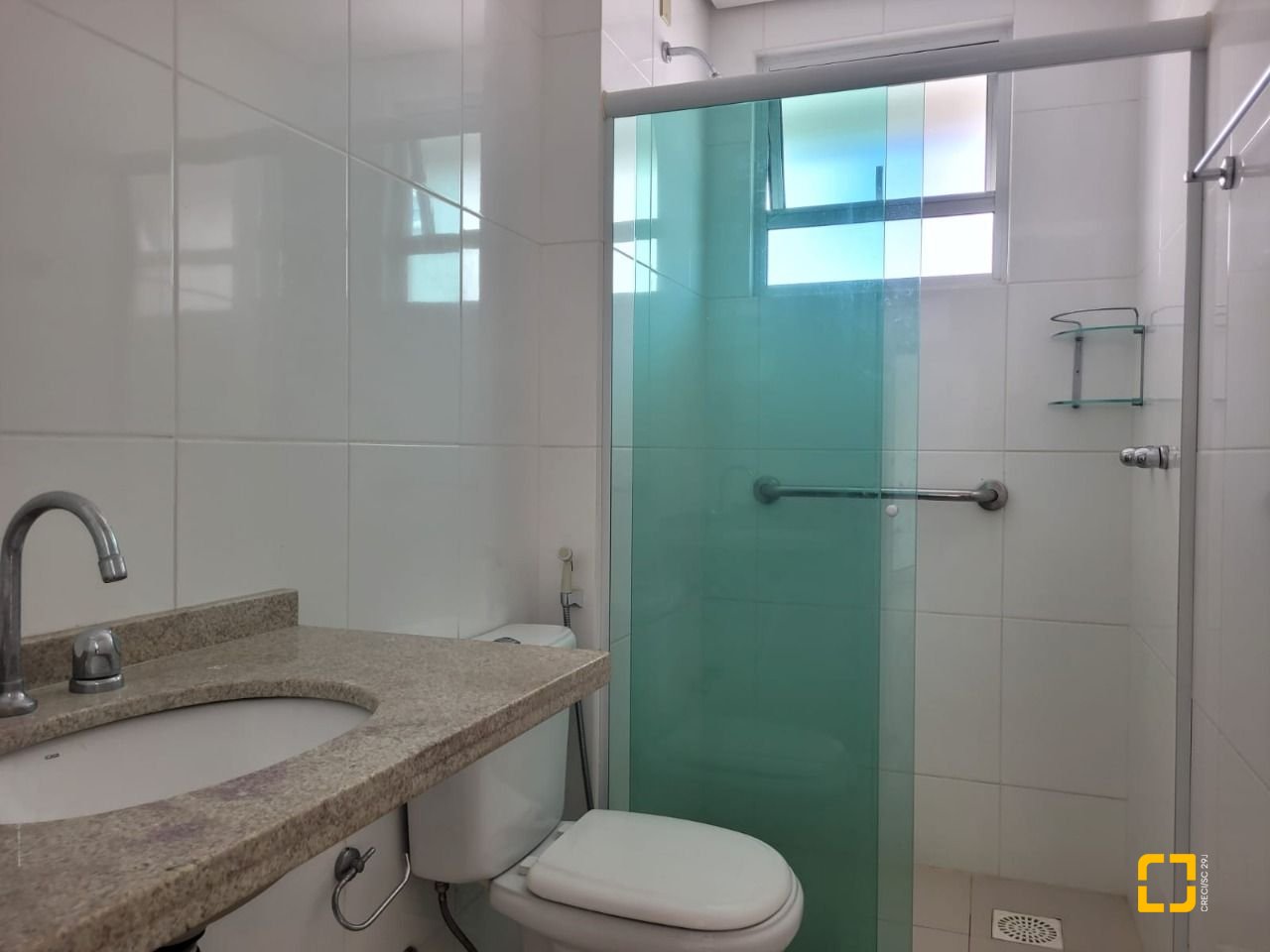 Apartamento com 106m², 3 quartos (sendo 1 suíte), 1 garagem, no bairro Campinas em São José