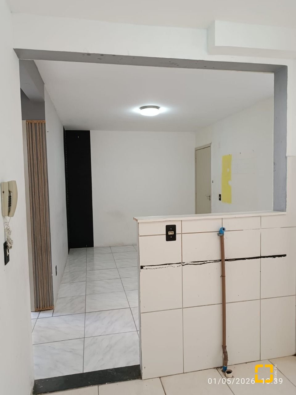 Apartamento com 48m², 2 quartos, 1 garagem, no bairro Roçado em São José