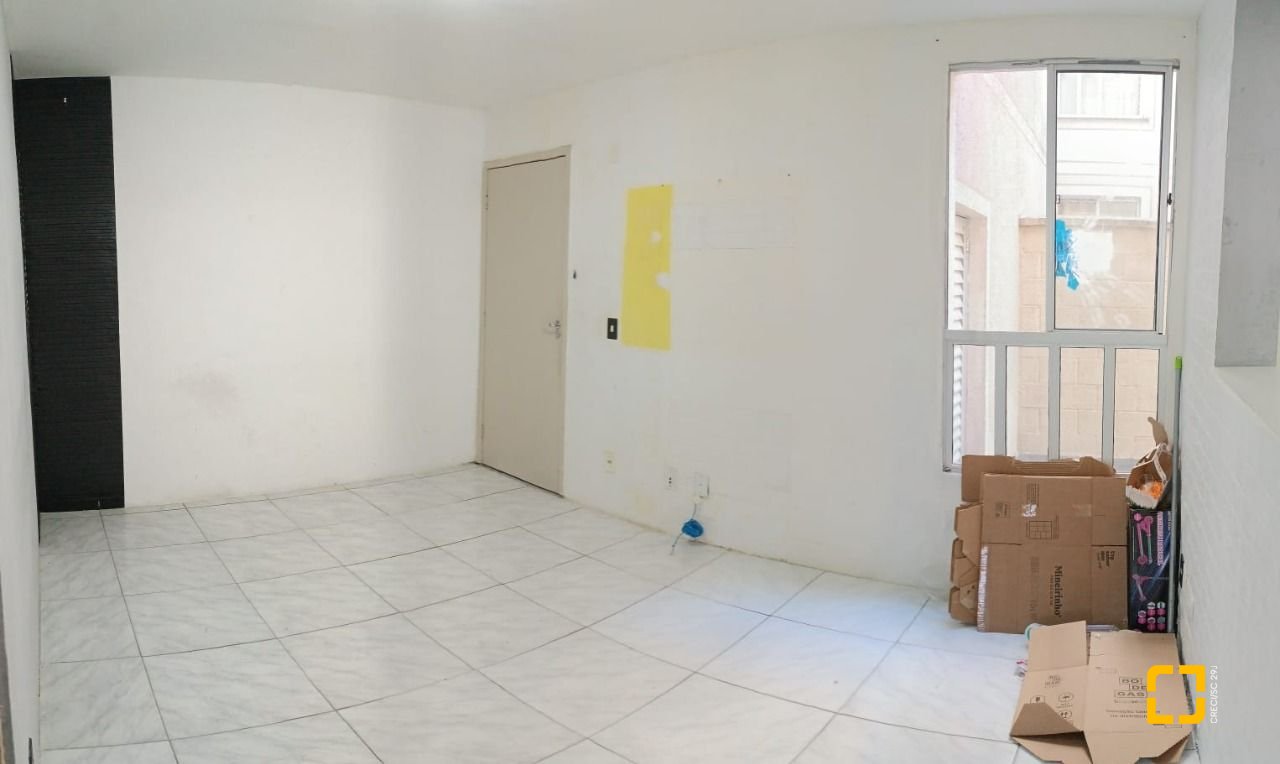 Apartamento com 48m², 2 quartos, 1 garagem, no bairro Roçado em São José