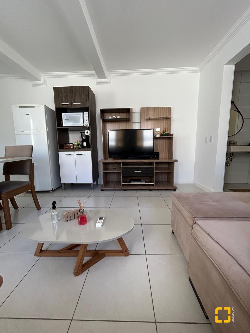 Apartamento com 48m², 1 quarto, 1 garagem, no bairro Ingleses em Florianópolis