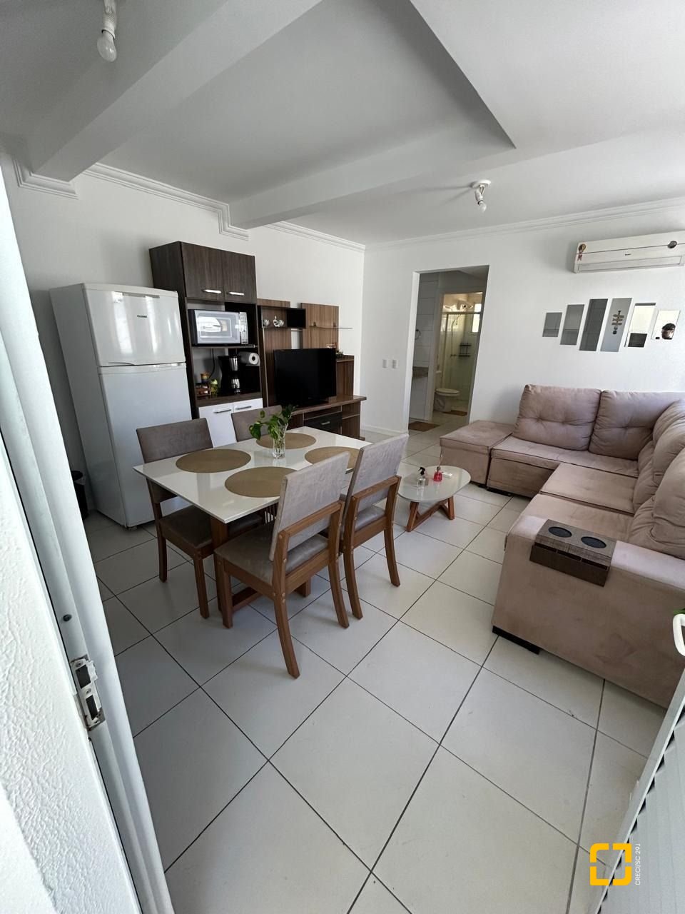 Apartamento com 48m², 1 quarto, 1 garagem, no bairro Ingleses em Florianópolis
