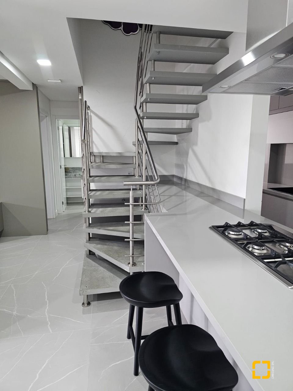 Apartamento com 110m², 3 quartos (sendo 1 suíte), 1 garagem, no bairro Ingleses em Florianópolis
