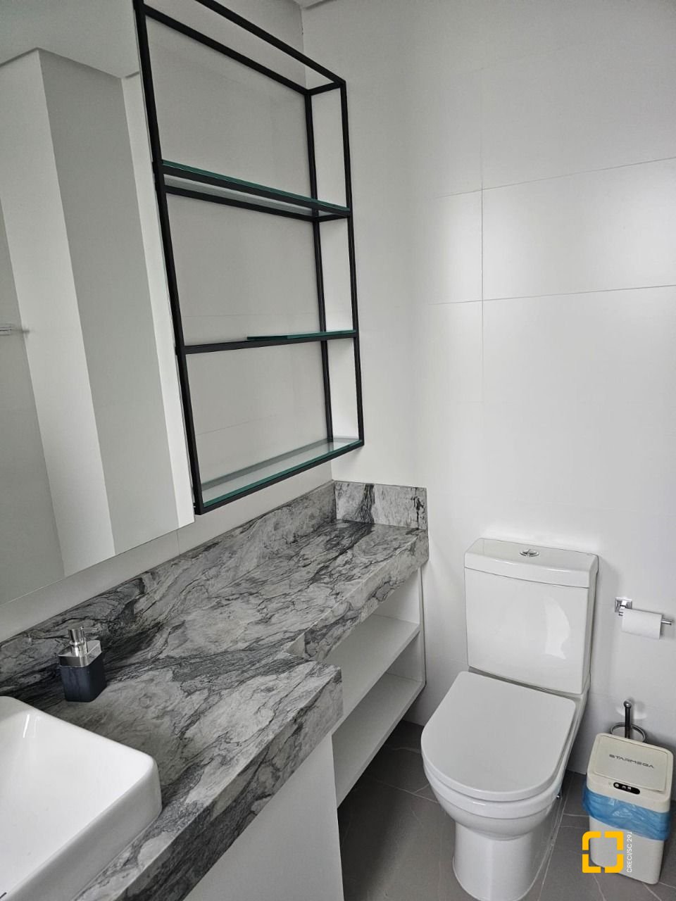 Apartamento com 110m², 3 quartos (sendo 1 suíte), 1 garagem, no bairro Ingleses em Florianópolis