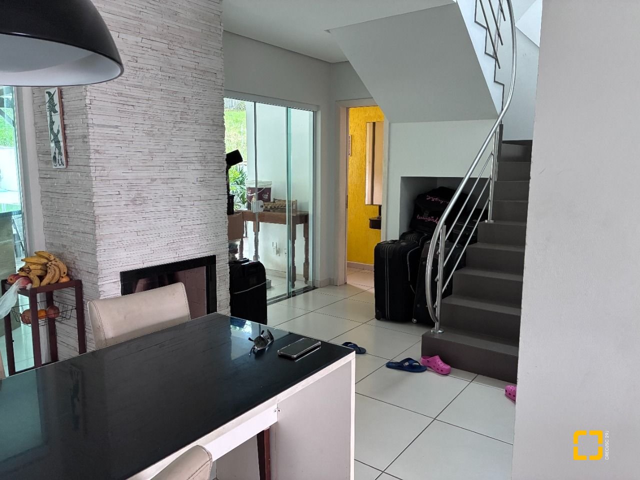 Casa com 226m², 3 quartos (sendo 1 suíte), 2 garagens, no bairro Pedra Branca em Palhoça