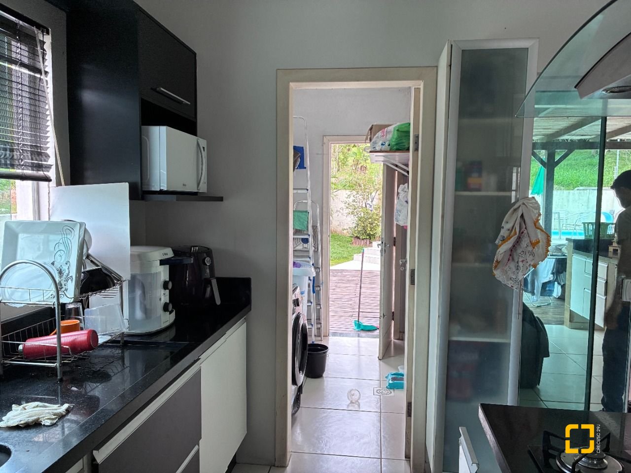 Casa com 226m², 3 quartos (sendo 1 suíte), 2 garagens, no bairro Pedra Branca em Palhoça