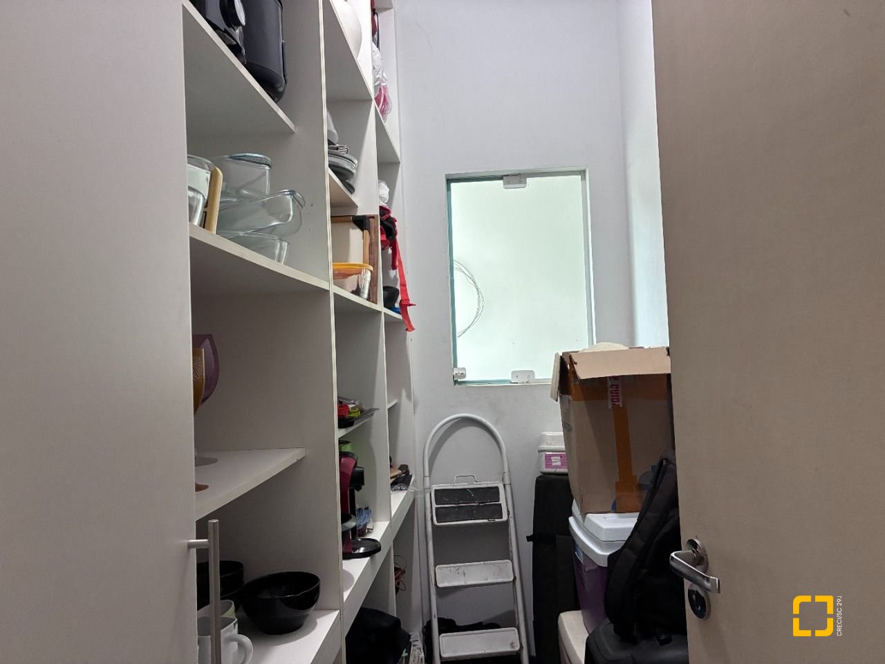 Casa com 226m², 3 quartos (sendo 1 suíte), 2 garagens, no bairro Pedra Branca em Palhoça
