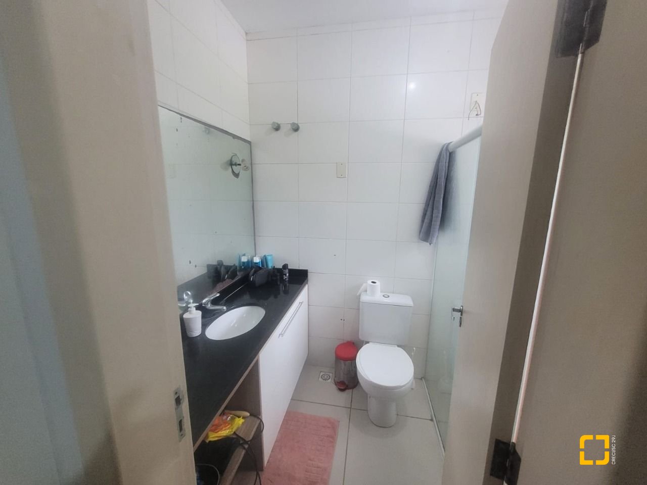 Casa com 226m², 3 quartos (sendo 1 suíte), 2 garagens, no bairro Pedra Branca em Palhoça