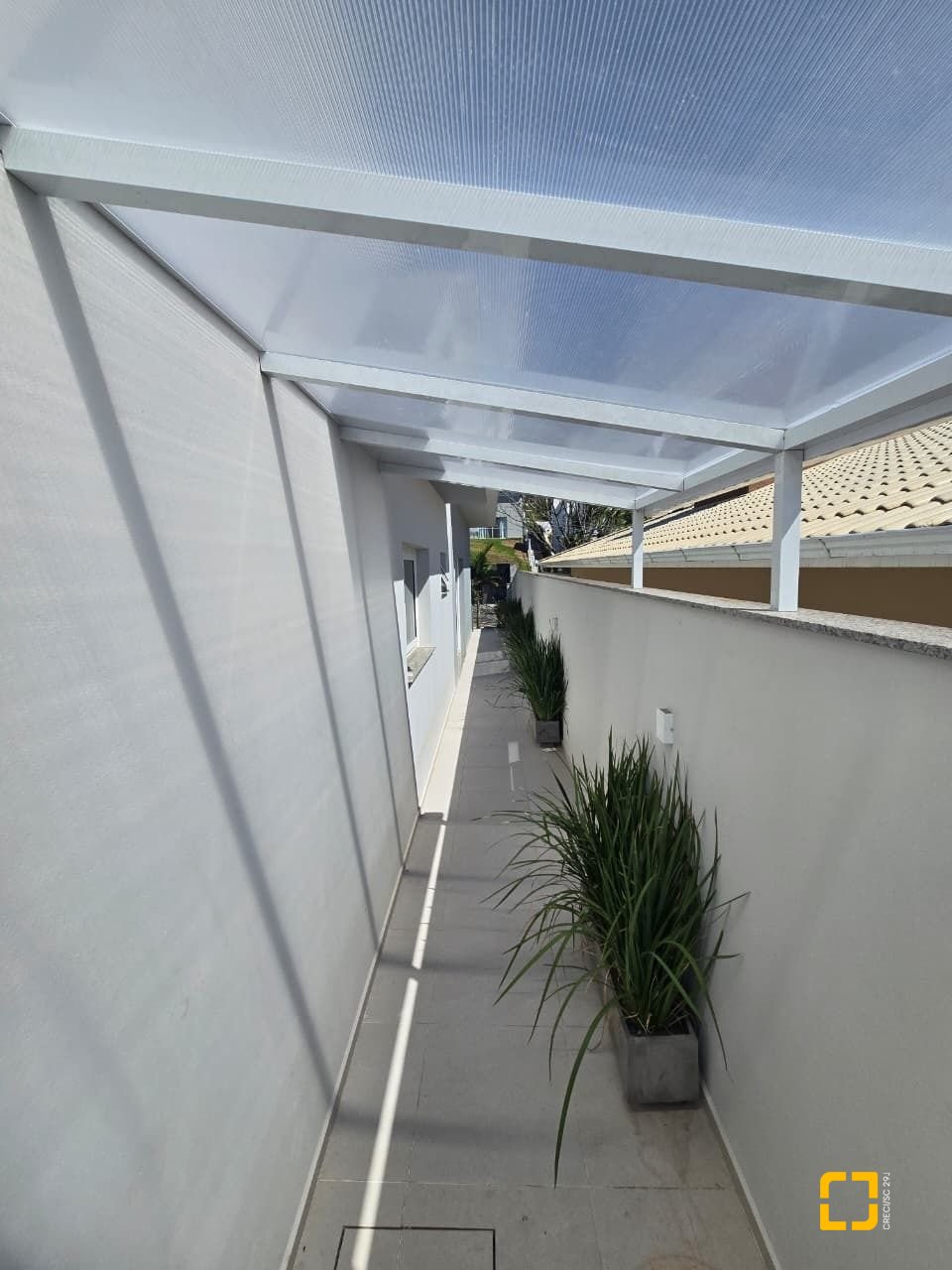Casa com 175m², 3 quartos (sendo 1 suíte), 2 garagens, no bairro Pedra Branca em Palhoça