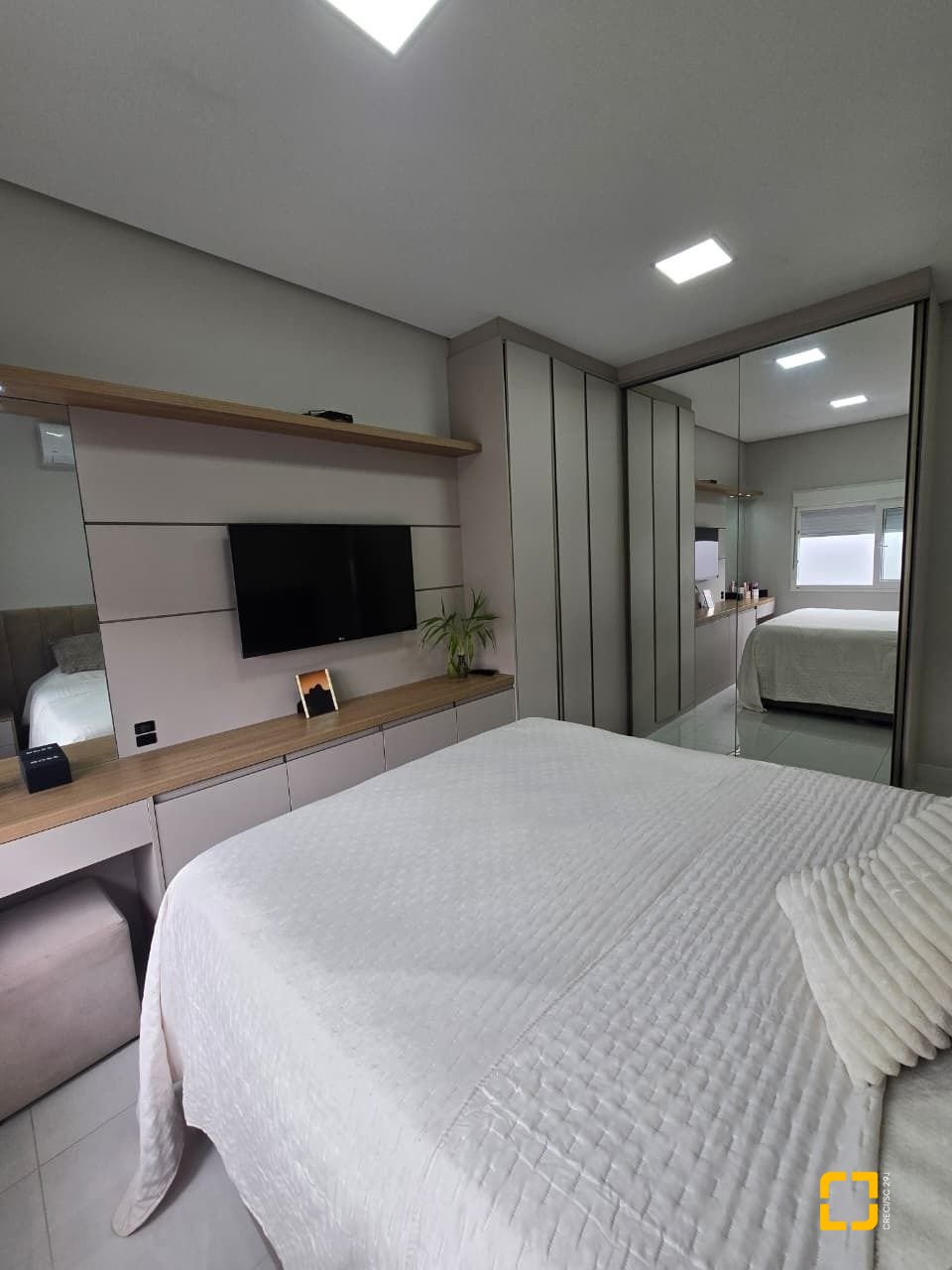 Casa com 175m², 3 quartos (sendo 1 suíte), 2 garagens, no bairro Pedra Branca em Palhoça