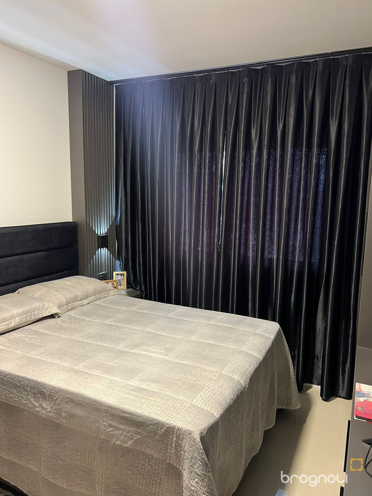 Apartamento com 137m², 3 quartos (sendo 1 suíte), 2 garagens, no bairro Centro em Palhoça