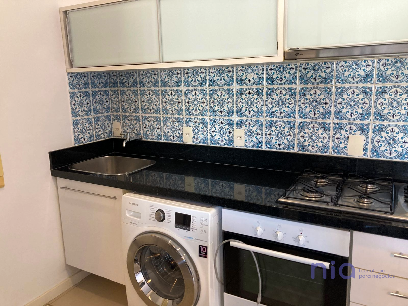 Studio com 83m², 1 quarto, 1 garagem, no bairro Itacorubi em Florianópolis