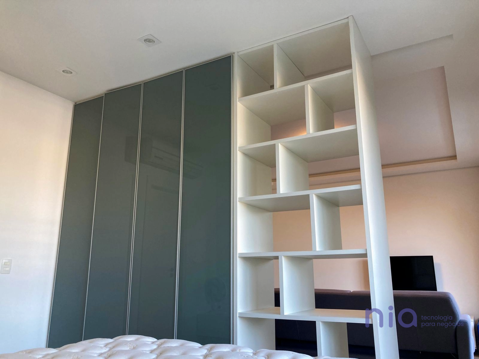 Studio com 83m², 1 quarto, 1 garagem, no bairro Itacorubi em Florianópolis
