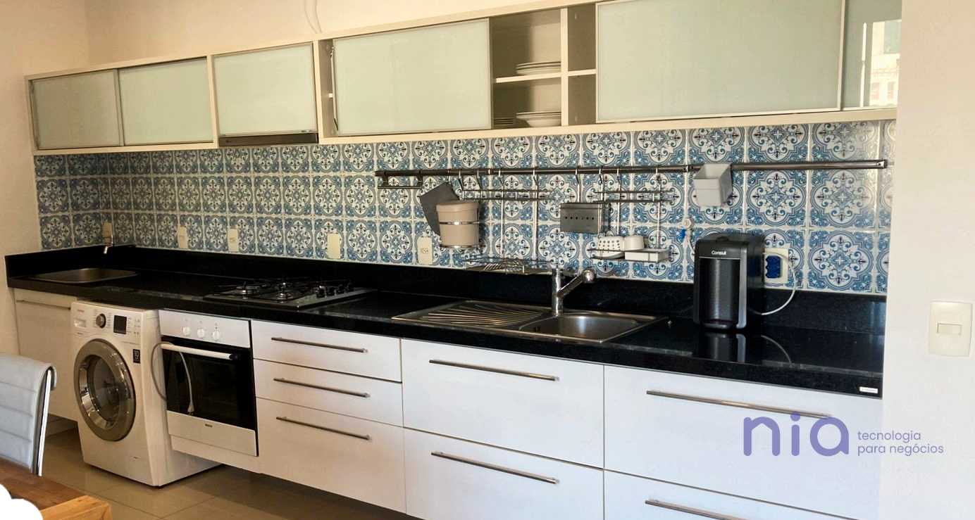 Studio com 83m², 1 quarto, 1 garagem, no bairro Itacorubi em Florianópolis