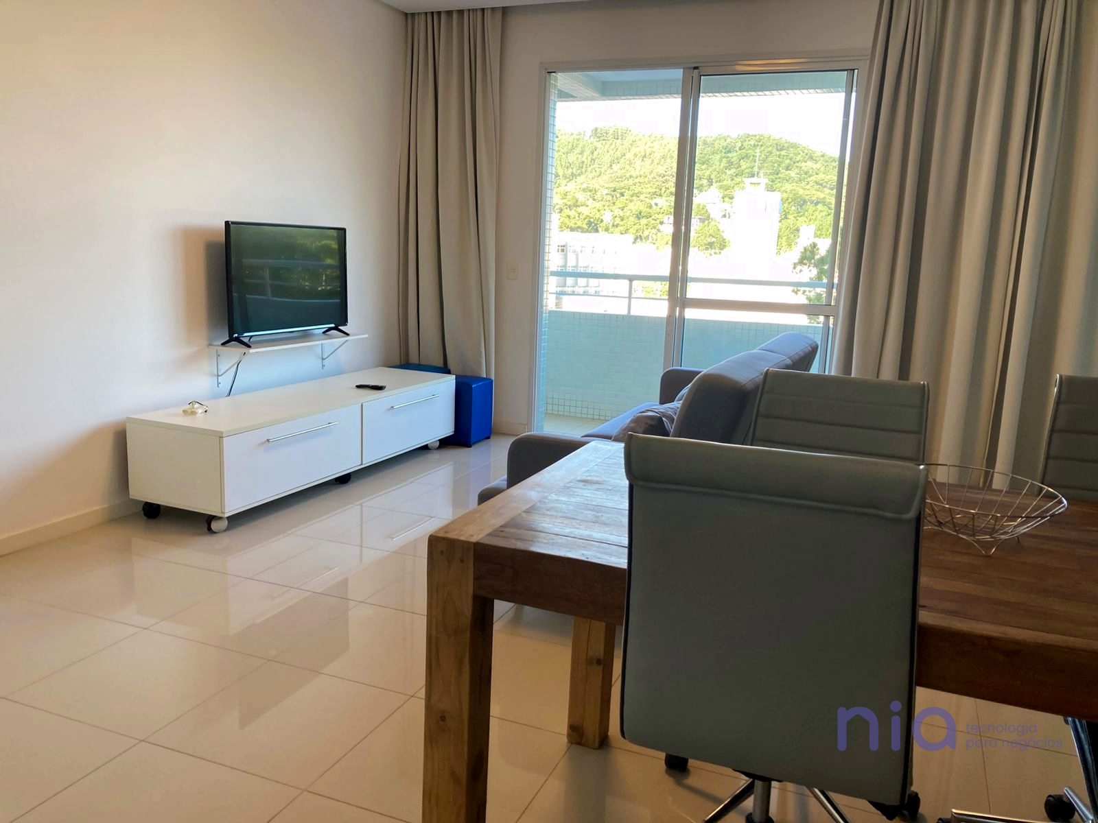 Studio com 83m², 1 quarto, 1 garagem, no bairro Itacorubi em Florianópolis