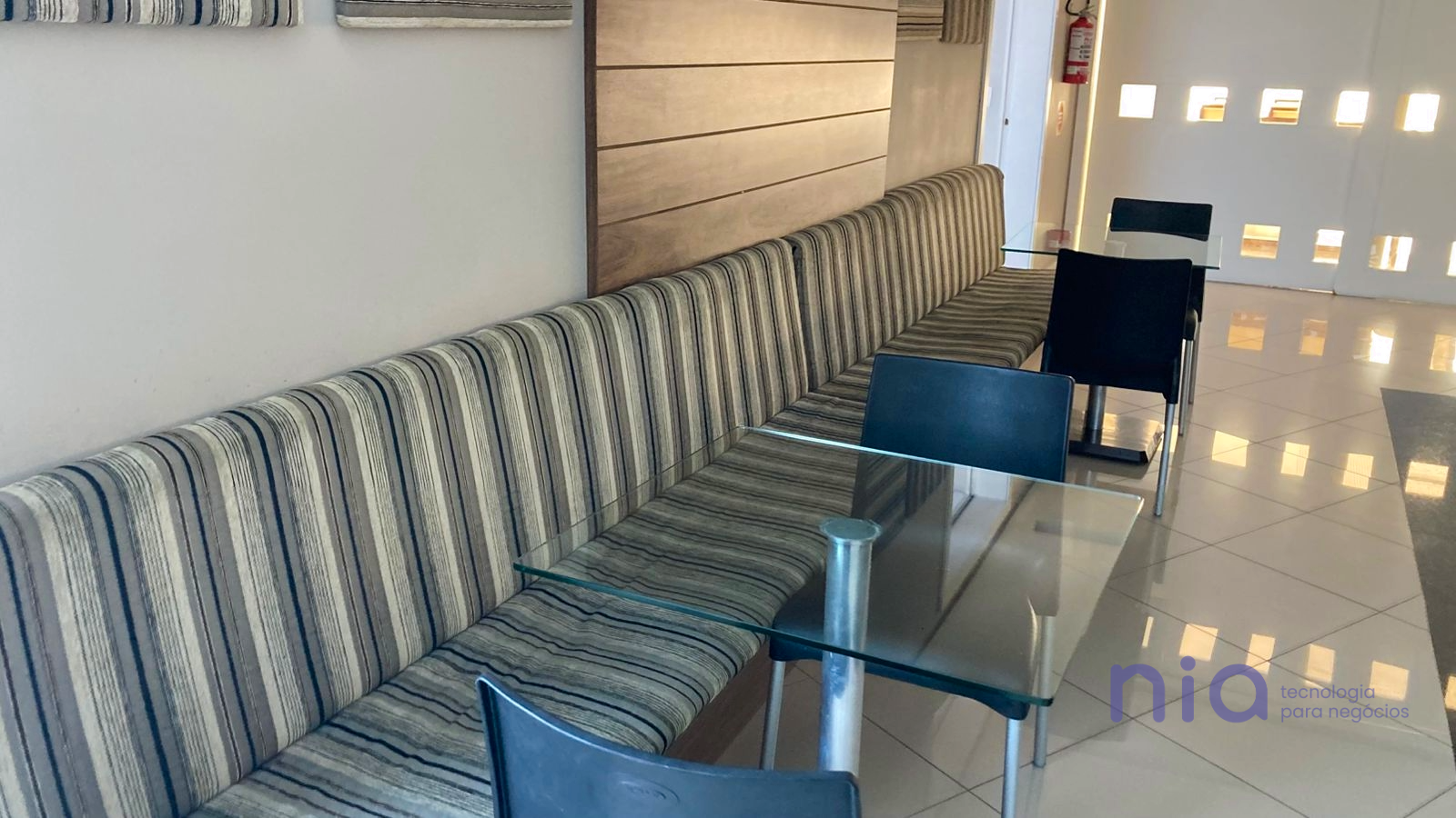 Studio com 83m², 1 quarto, 1 garagem, no bairro Itacorubi em Florianópolis