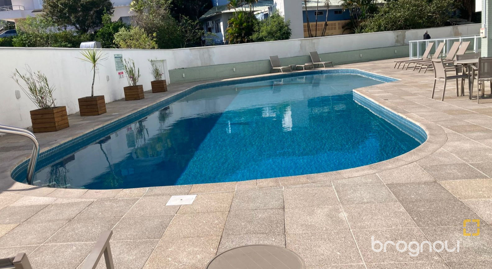 Studio com 83m², 1 quarto, 1 garagem, no bairro Itacorubi em Florianópolis