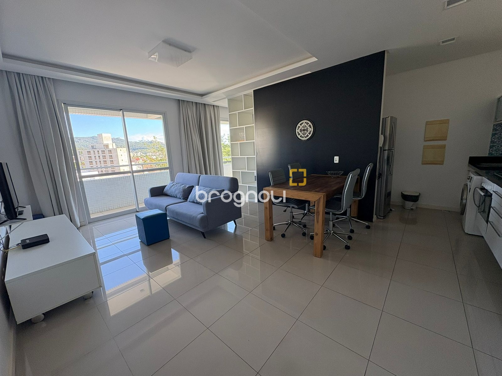 Studio com 83m², 1 quarto, 1 garagem, no bairro Itacorubi em Florianópolis