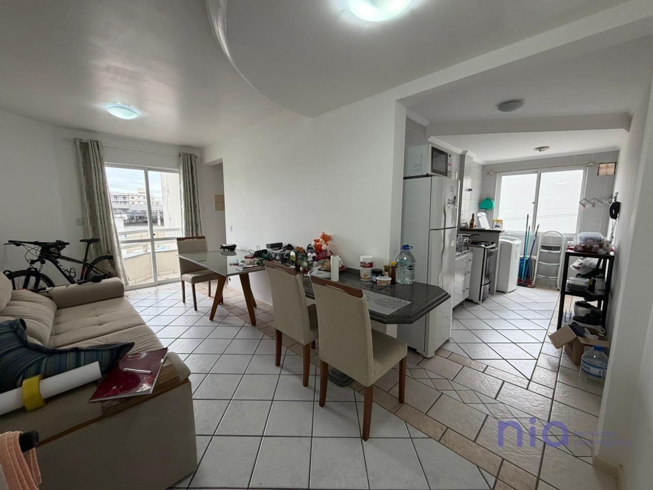 Apartamento com 63m², 2 quartos, 1 garagem, no bairro Kobrasol em São José