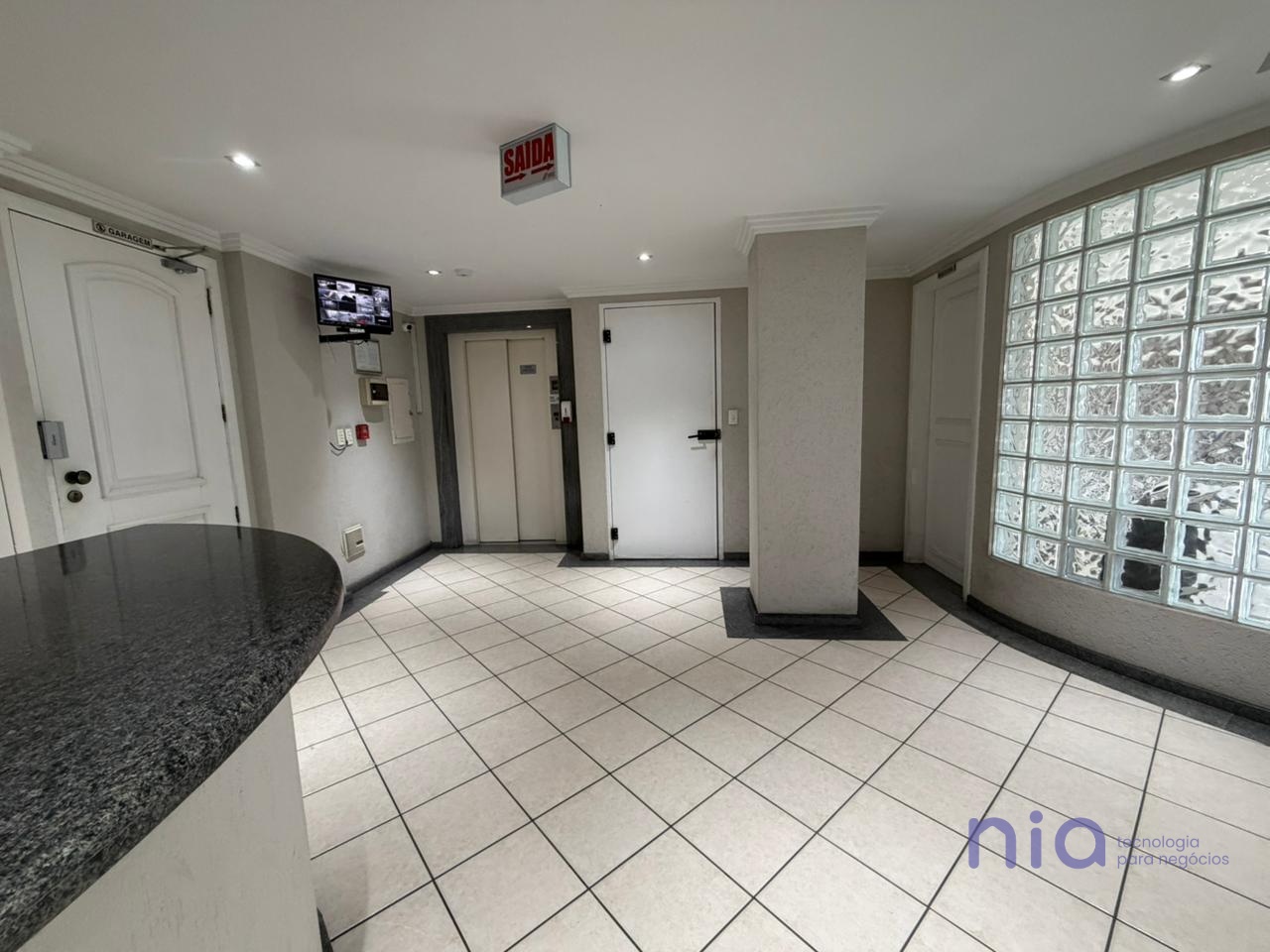Apartamento com 63m², 2 quartos, 1 garagem, no bairro Kobrasol em São José