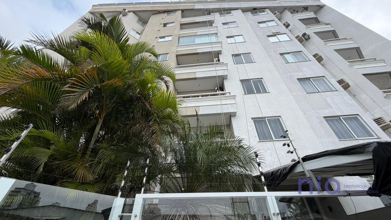 Apartamento com 63m², 2 quartos, 1 garagem, no bairro Kobrasol em São José
