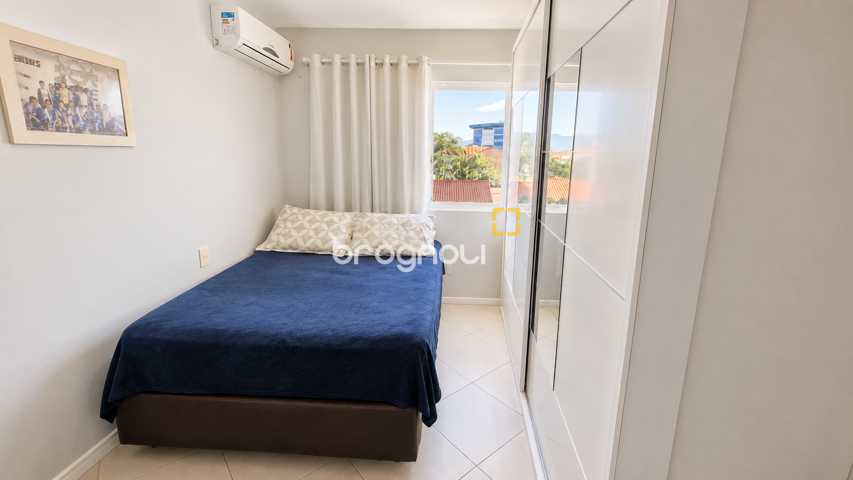 Apartamento com 73m², 2 quartos (sendo 1 suíte), 1 garagem, no bairro Carianos em Florianópolis