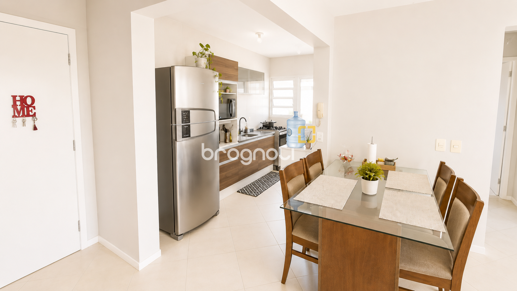 Apartamento com 73m², 2 quartos (sendo 1 suíte), 1 garagem, no bairro Carianos em Florianópolis