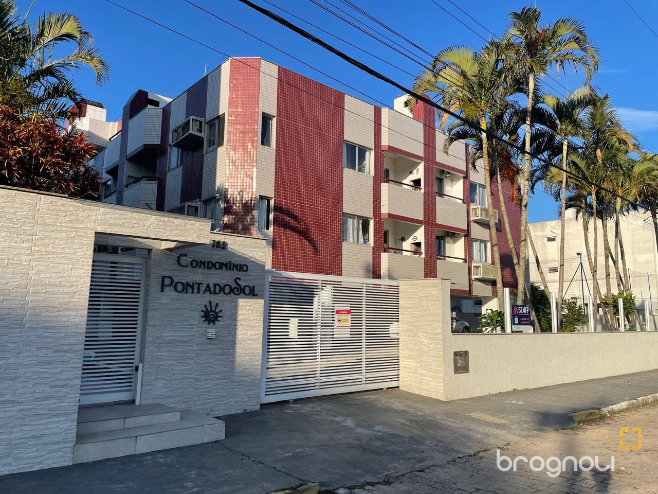 Apartamento com 51m², 1 quarto, 1 garagem, no bairro Ingleses do Rio Vermelho em Florianópolis