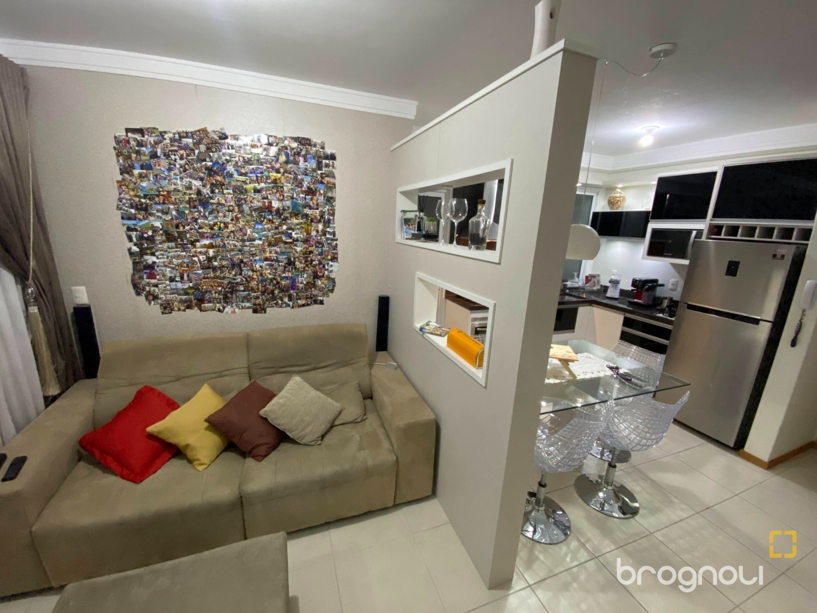 Apartamento com 45m², 1 quarto, 1 garagem, no bairro Campinas em São José