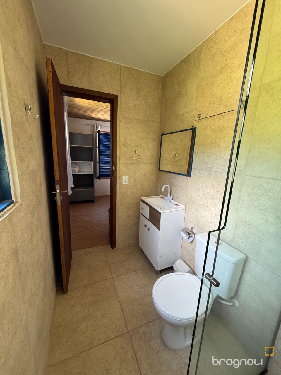 Casa com 100m², 2 quartos (sendo 1 suíte), no bairro Lagoa da Conceição em Florianópolis