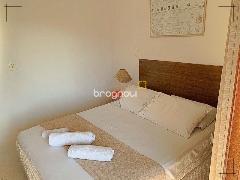Hotel com 1000m², 15 quartos (sendo 15 suítes), no bairro Lagoa da Conceição em Florianópolis