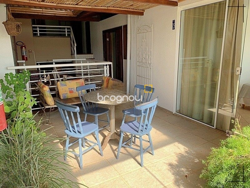 Hotel com 1000m², 15 quartos (sendo 15 suítes), no bairro Lagoa da Conceição em Florianópolis