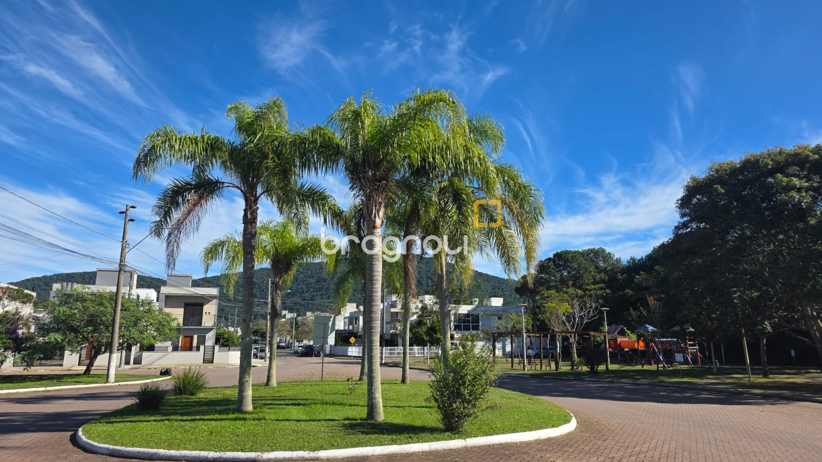 Terreno com 450m², no bairro São João do Rio Vermelho em Florianópolis