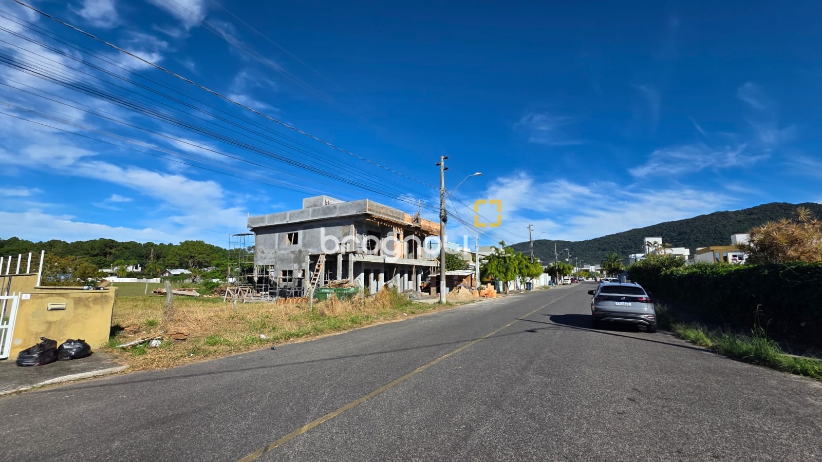 Terreno com 450m², no bairro São João do Rio Vermelho em Florianópolis