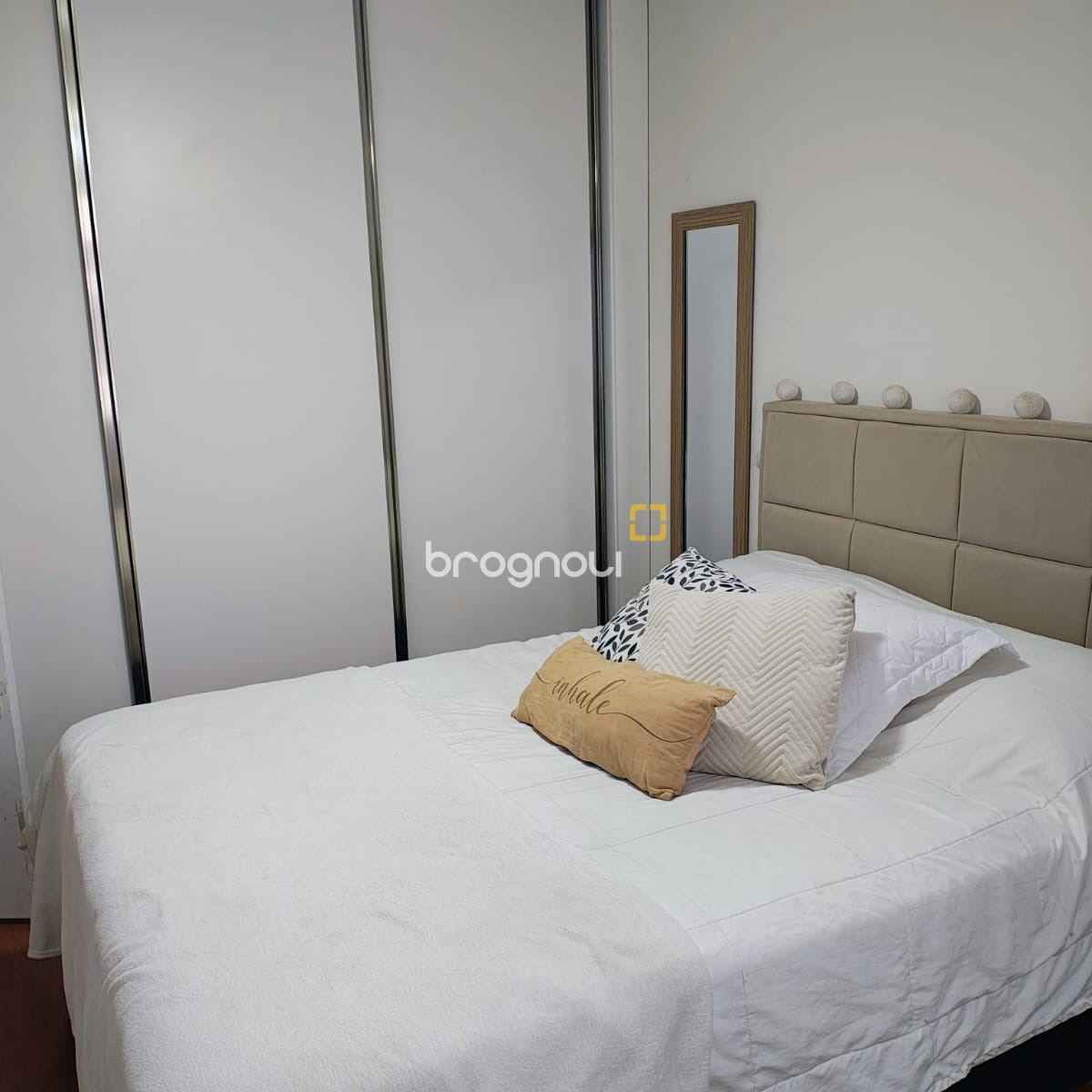 Apartamento com 116m², 3 quartos (sendo 1 suíte), 1 garagem, no bairro Coqueiros em Florianópolis