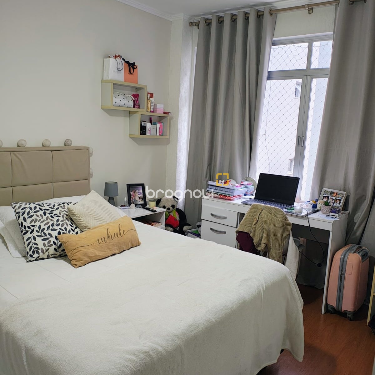 Apartamento com 116m², 3 quartos (sendo 1 suíte), 1 garagem, no bairro Coqueiros em Florianópolis