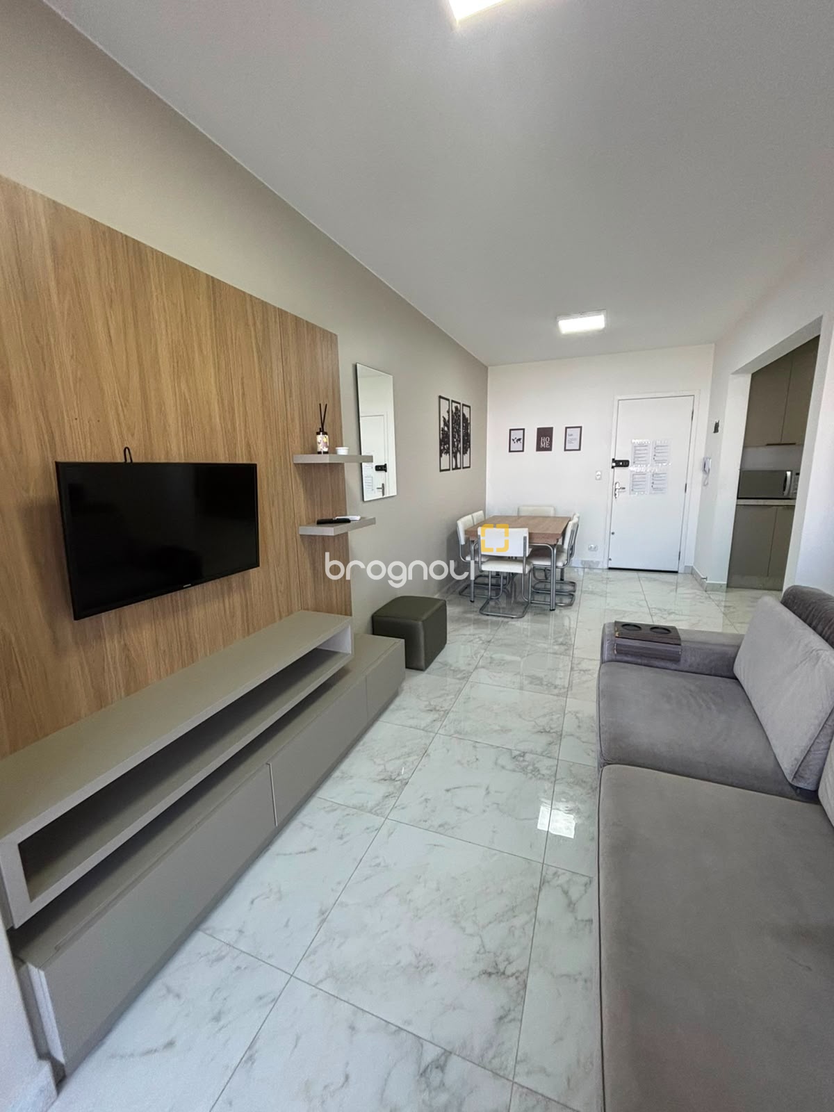 Apartamento com 75m², 2 quartos, 1 garagem, no bairro Ingleses do Rio Vermelho em Florianópolis