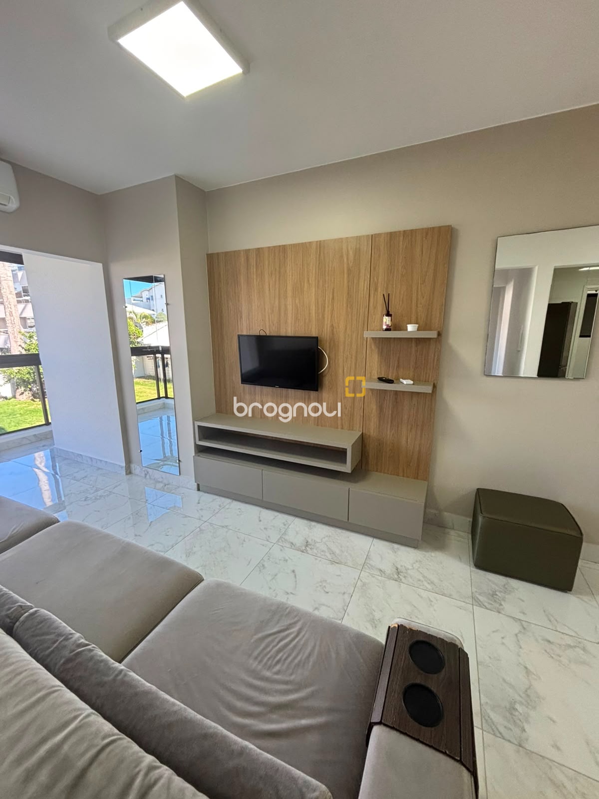 Apartamento com 75m², 2 quartos, 1 garagem, no bairro Ingleses do Rio Vermelho em Florianópolis
