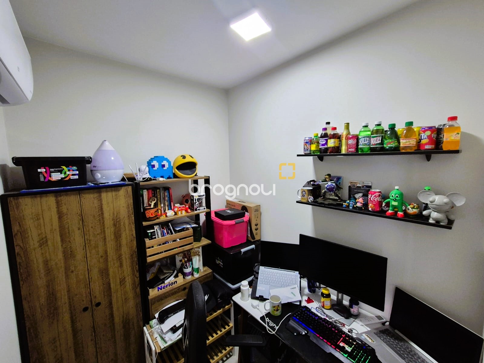 Apartamento com 88m², 2 quartos (sendo 1 suíte), 1 garagem, no bairro Praia Comprida em São José
