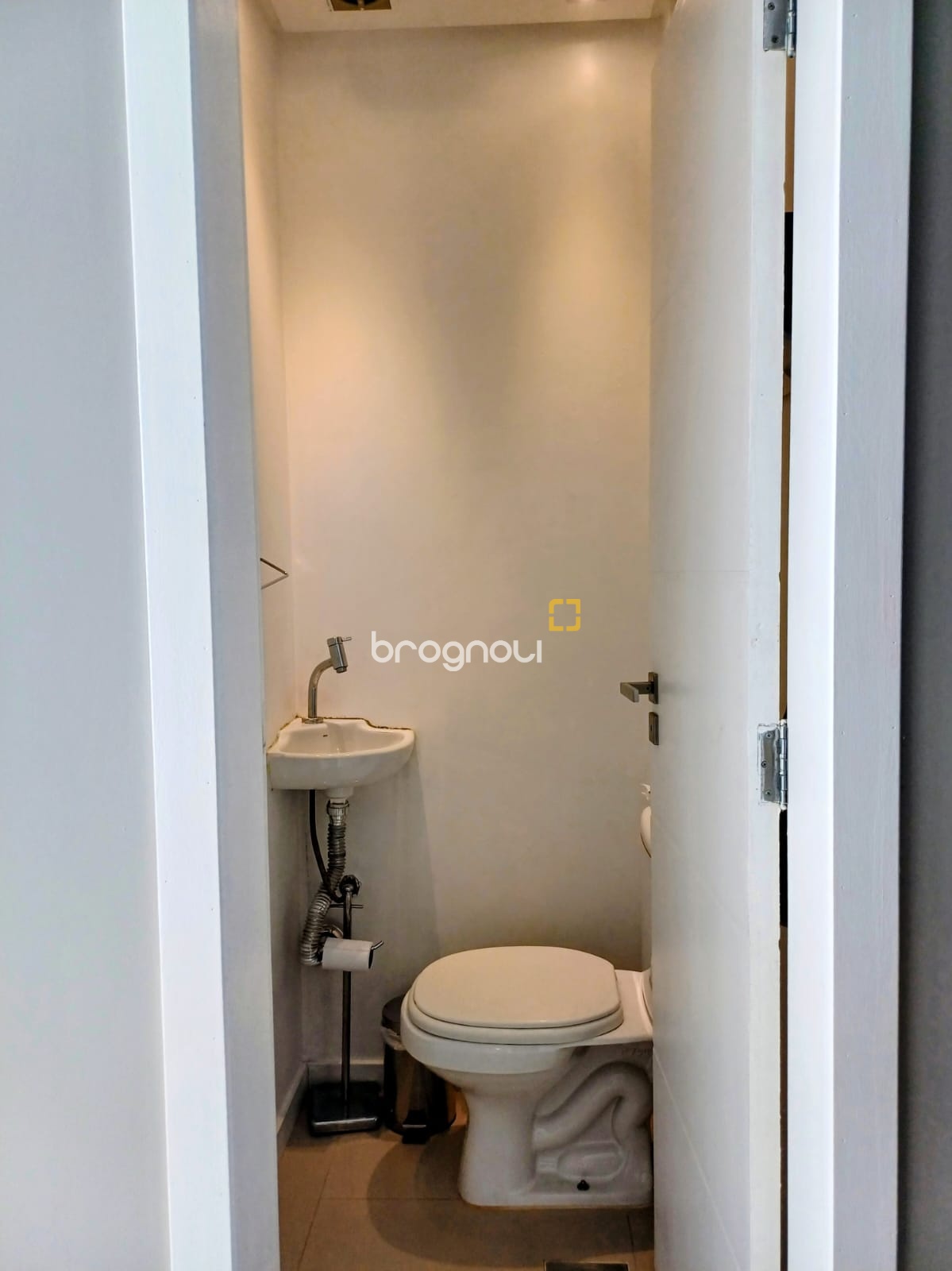 Casa com 103m², 2 quartos (sendo 2 suítes), 1 garagem, no bairro São João do Rio Vermelho em Florianópolis