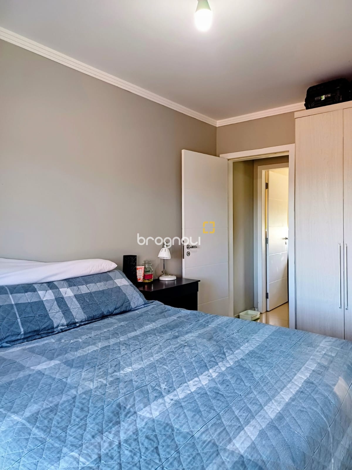 Casa com 103m², 2 quartos (sendo 2 suítes), 1 garagem, no bairro São João do Rio Vermelho em Florianópolis