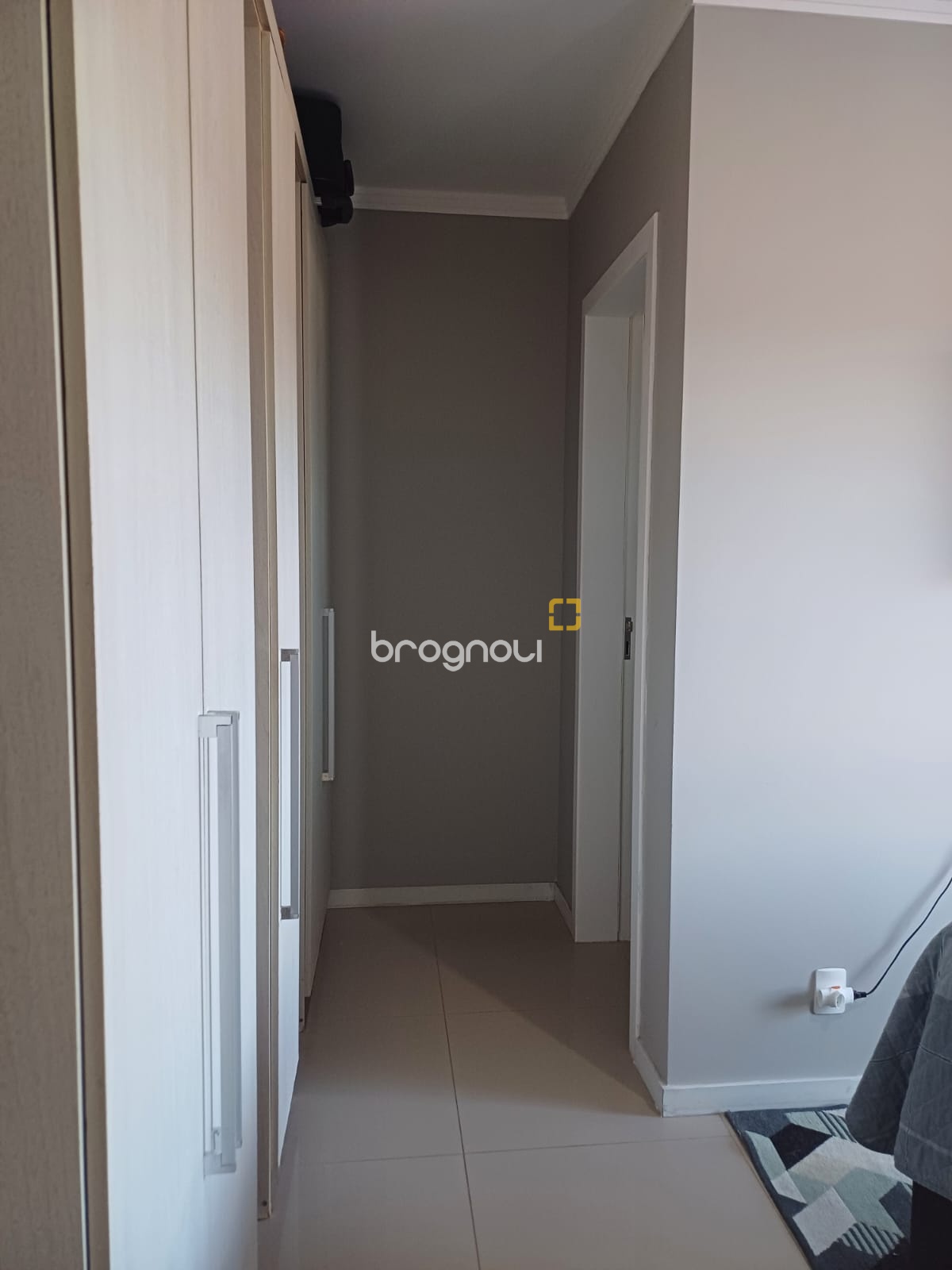 Casa com 103m², 2 quartos (sendo 2 suítes), 1 garagem, no bairro São João do Rio Vermelho em Florianópolis