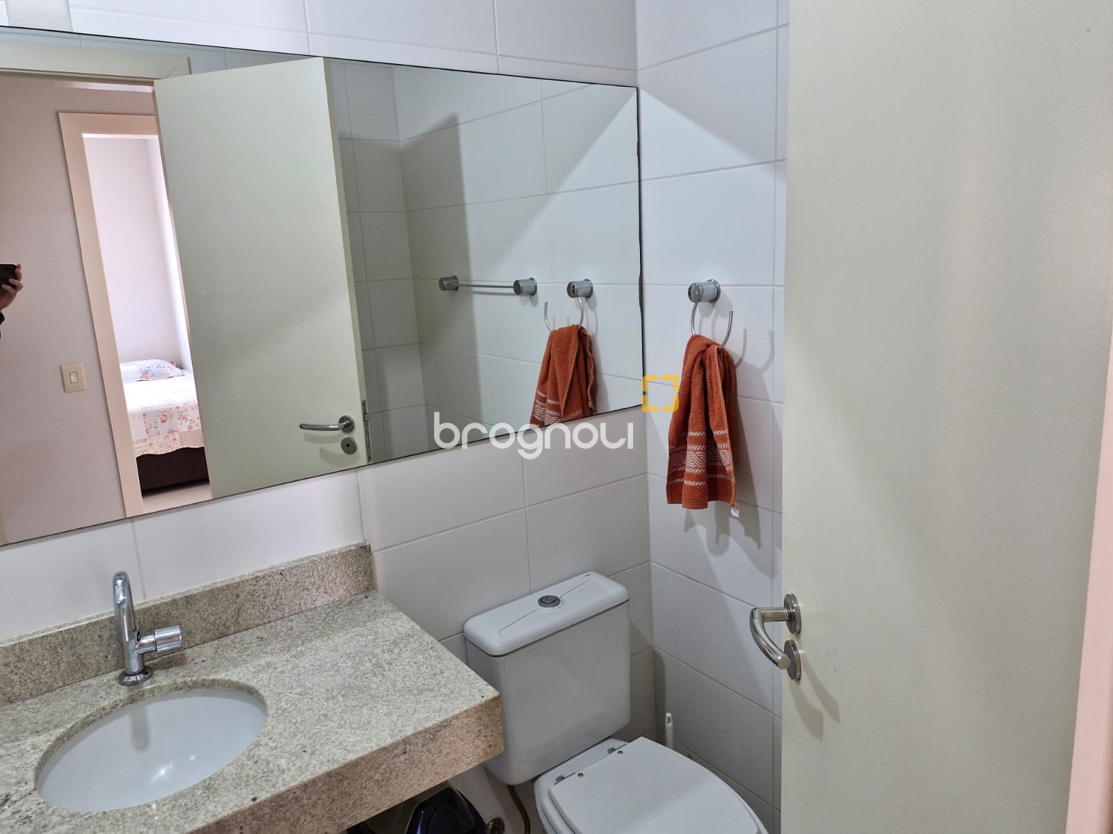 Apartamento com 71m², 2 quartos (sendo 1 suíte), 1 garagem, no bairro Ingleses em Florianópolis