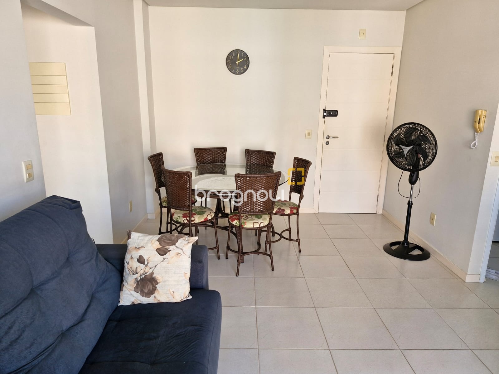 Apartamento com 71m², 2 quartos (sendo 1 suíte), 1 garagem, no bairro Ingleses em Florianópolis