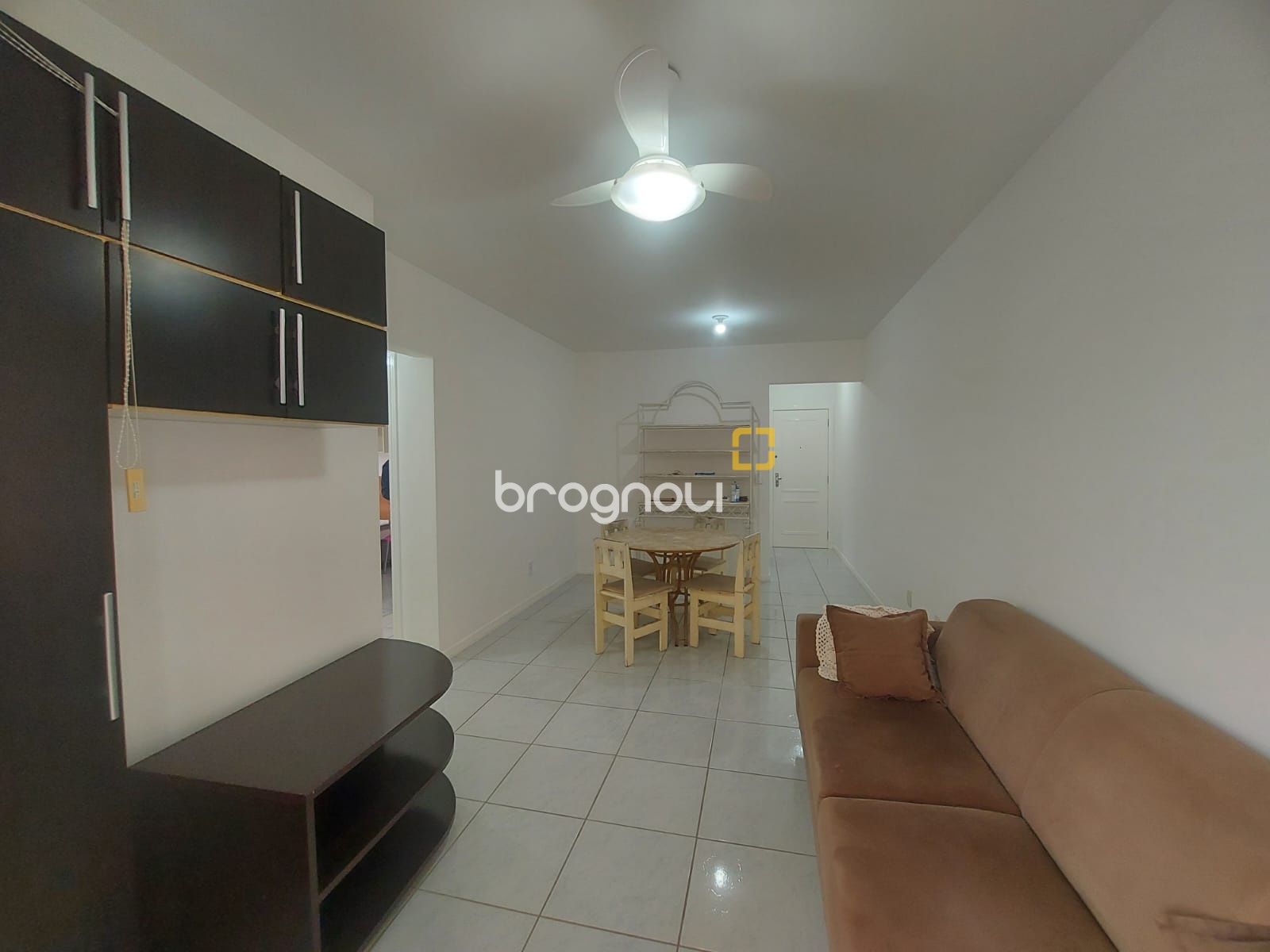 Apartamento com 65m², 2 quartos, 1 garagem, no bairro Córrego Grande em Florianópolis
