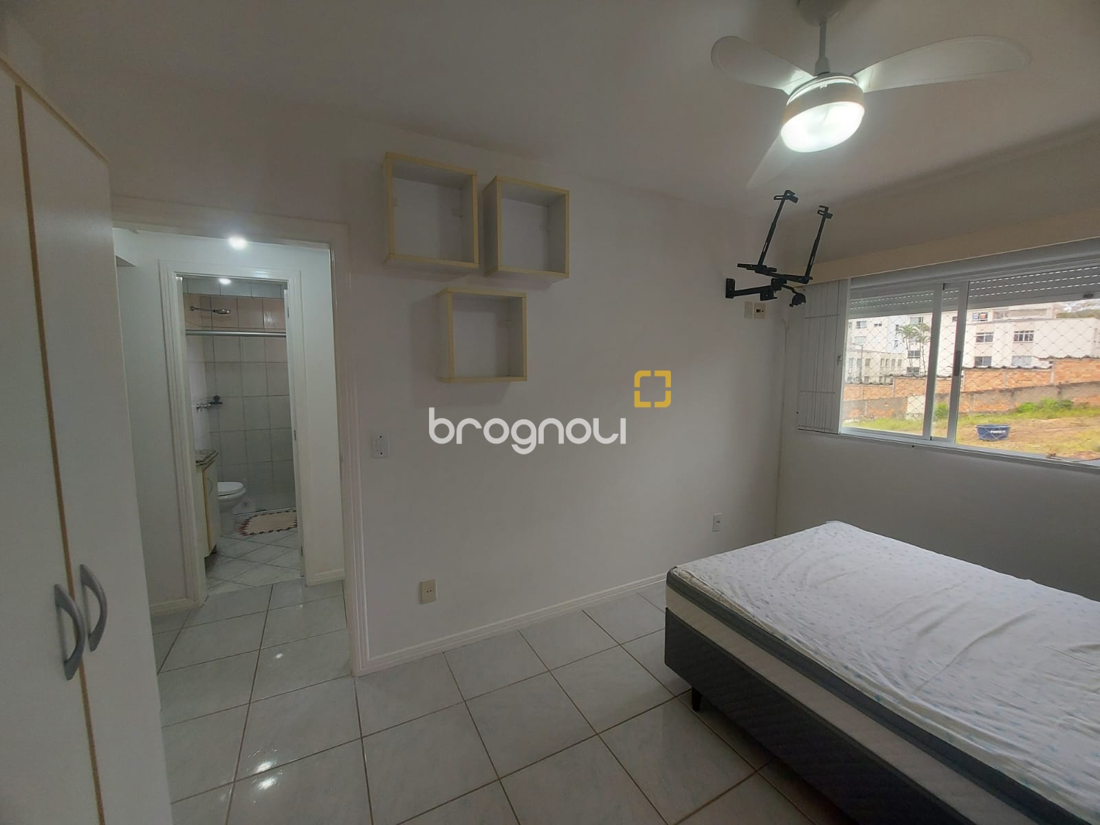 Apartamento com 65m², 2 quartos, 1 garagem, no bairro Córrego Grande em Florianópolis