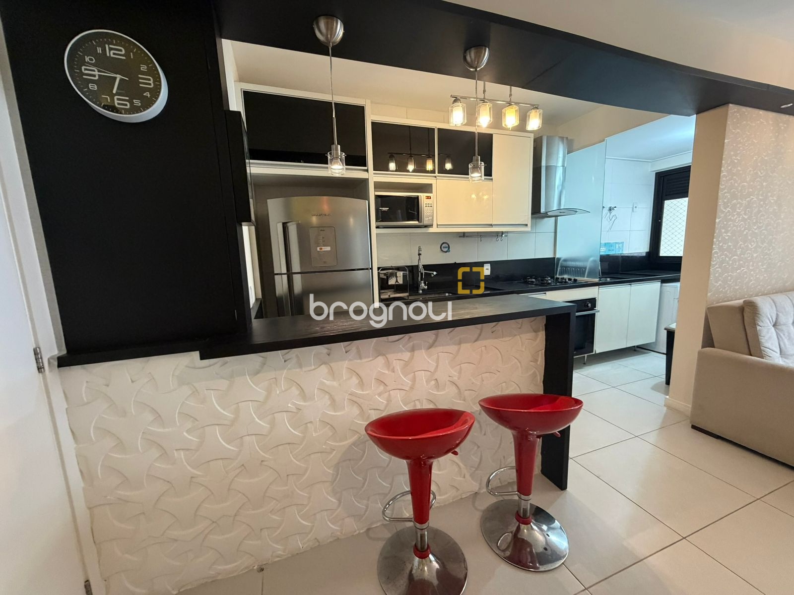 Apartamento com 65m², 2 quartos (sendo 1 suíte), 1 garagem, no bairro Itacorubi em Florianópolis