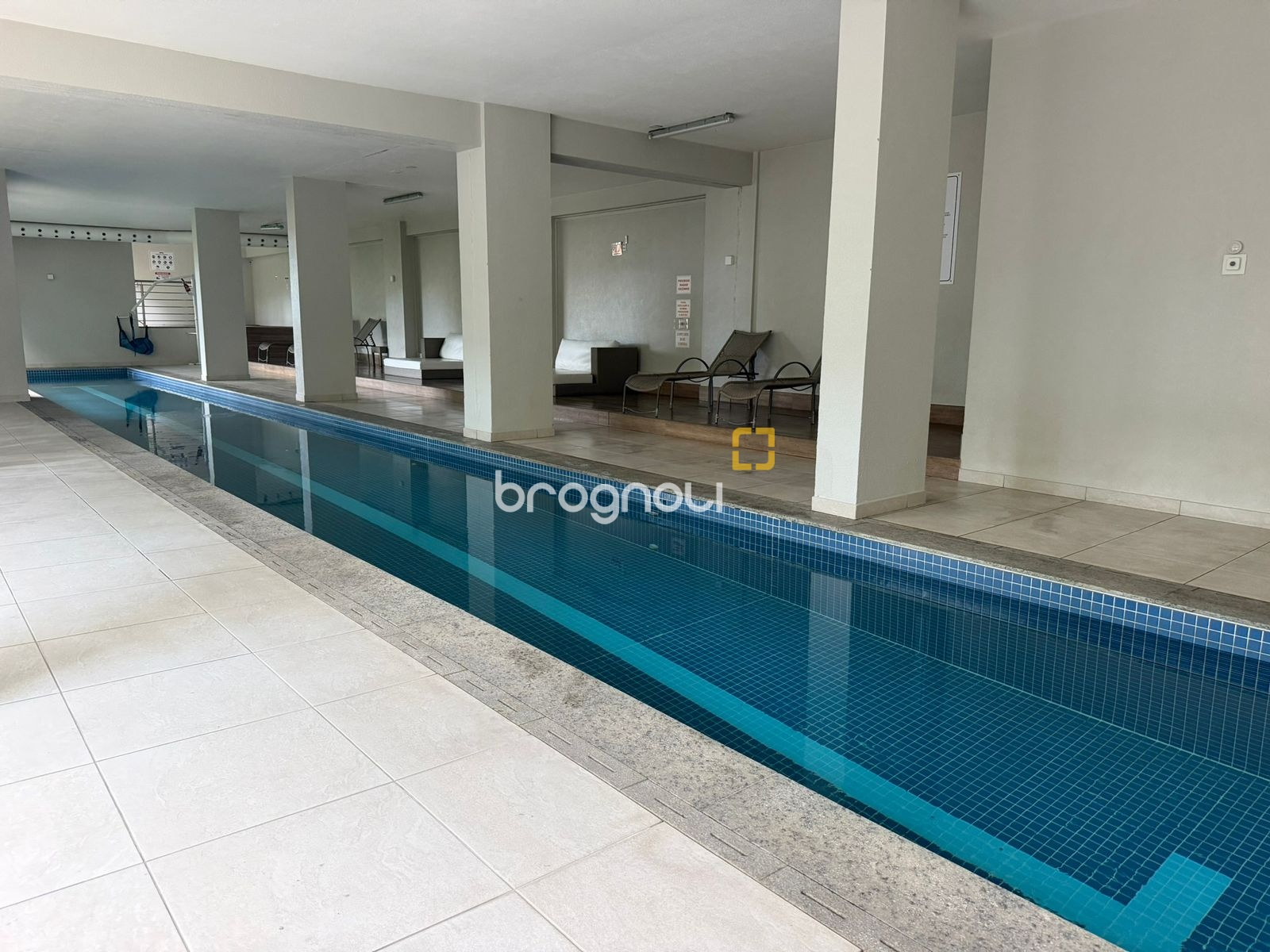 Apartamento com 65m², 2 quartos (sendo 1 suíte), 1 garagem, no bairro Itacorubi em Florianópolis
